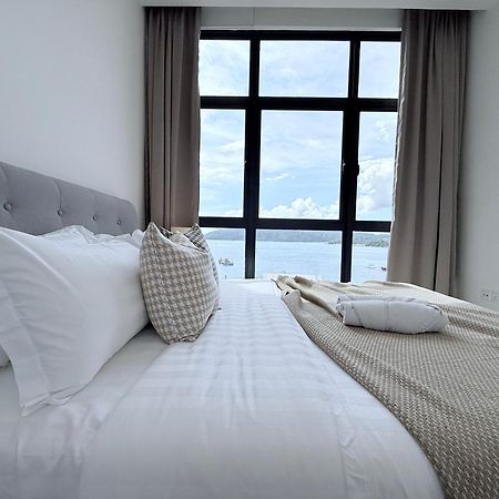 The Shore Cbd Kota Kinabalu By Laxzone Suite Екстер'єр фото