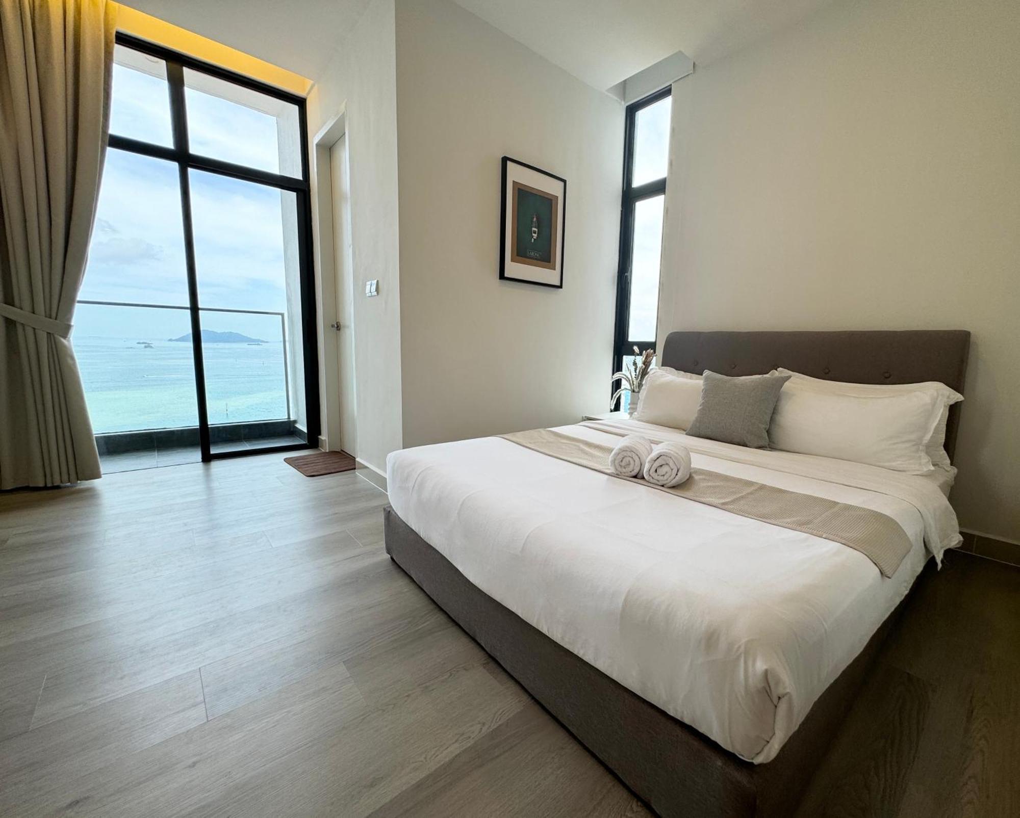 The Shore Cbd Kota Kinabalu By Laxzone Suite Екстер'єр фото