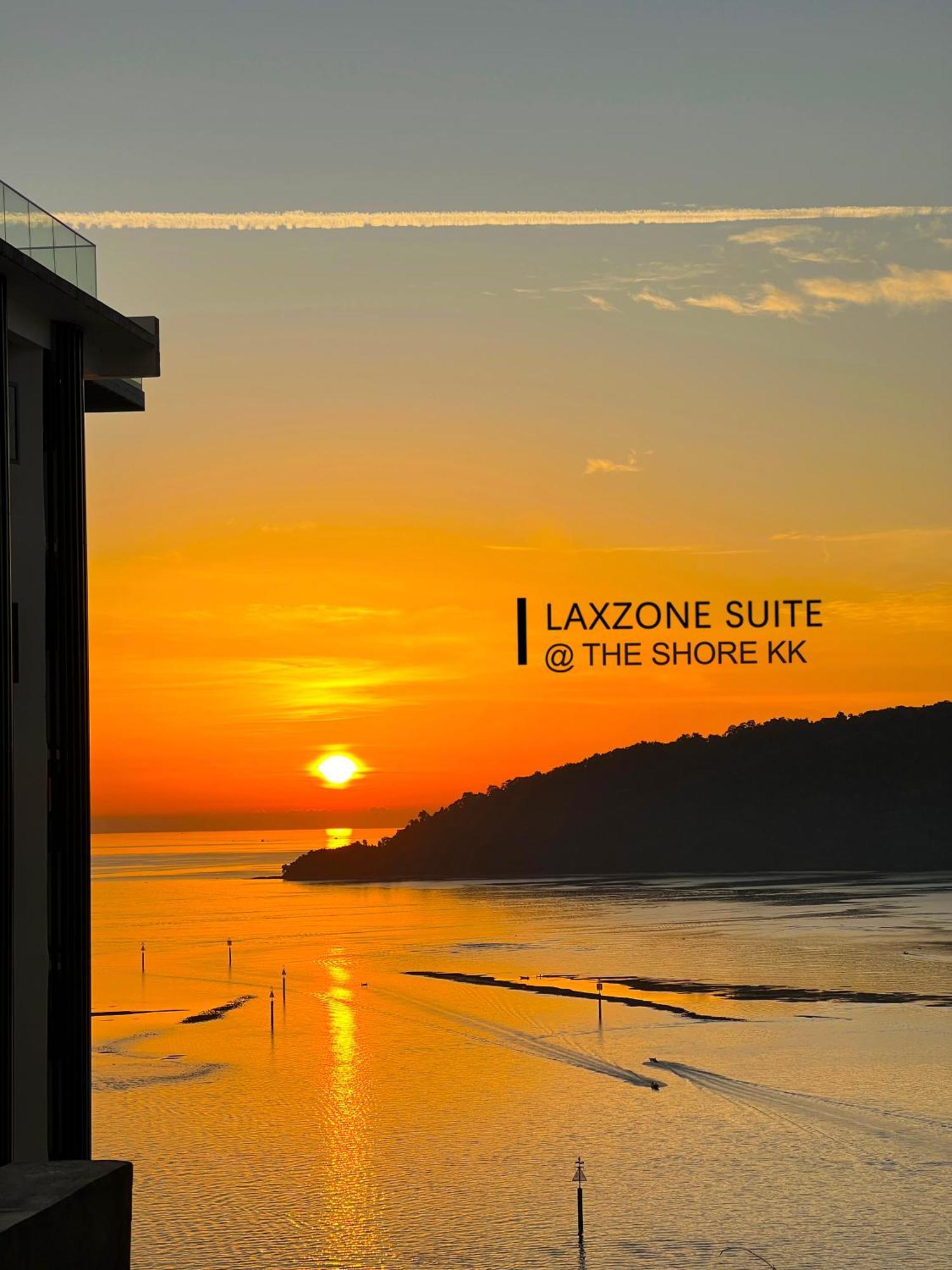 The Shore Cbd Kota Kinabalu By Laxzone Suite Екстер'єр фото