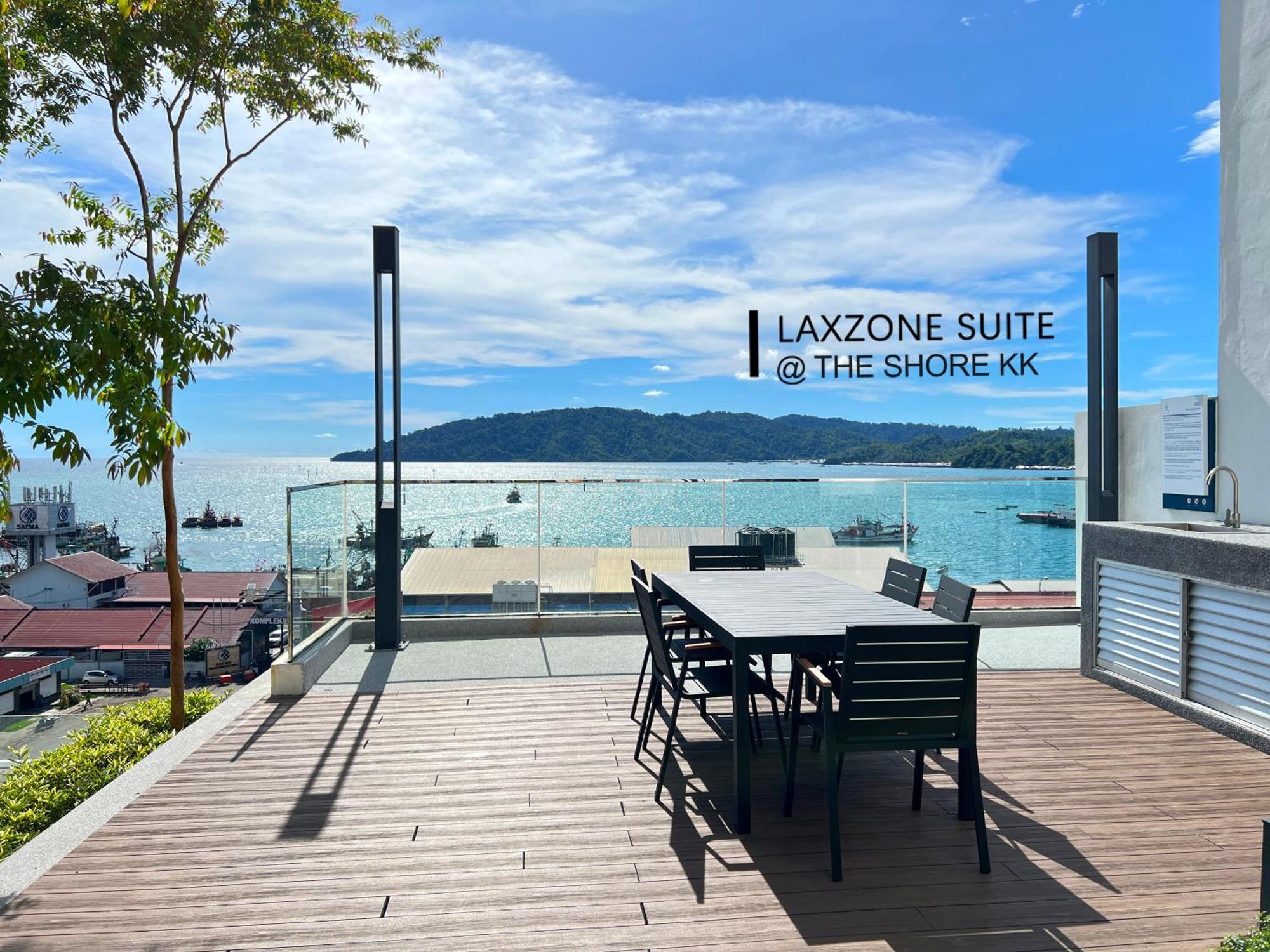 The Shore Cbd Kota Kinabalu By Laxzone Suite Екстер'єр фото