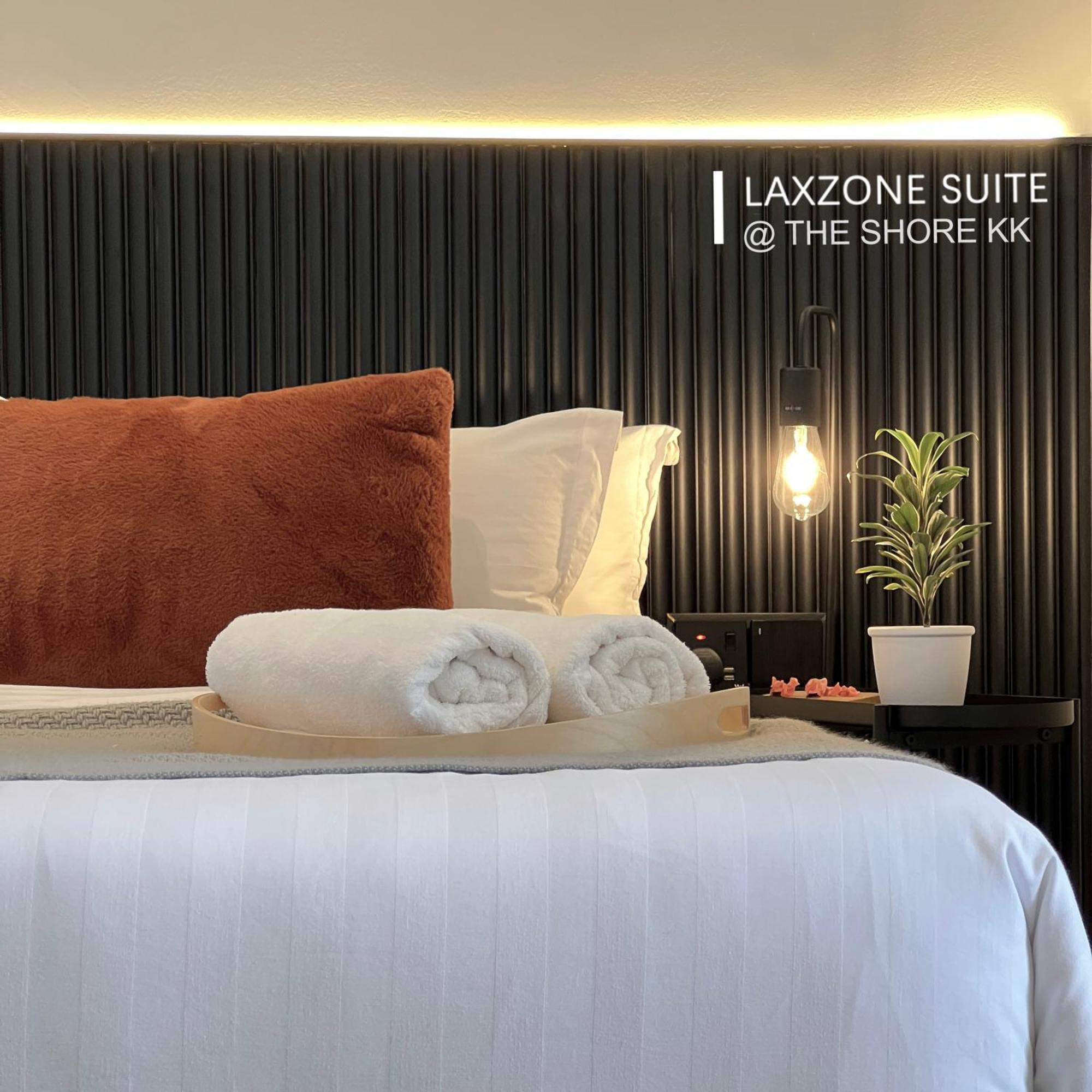 The Shore Cbd Kota Kinabalu By Laxzone Suite Номер фото