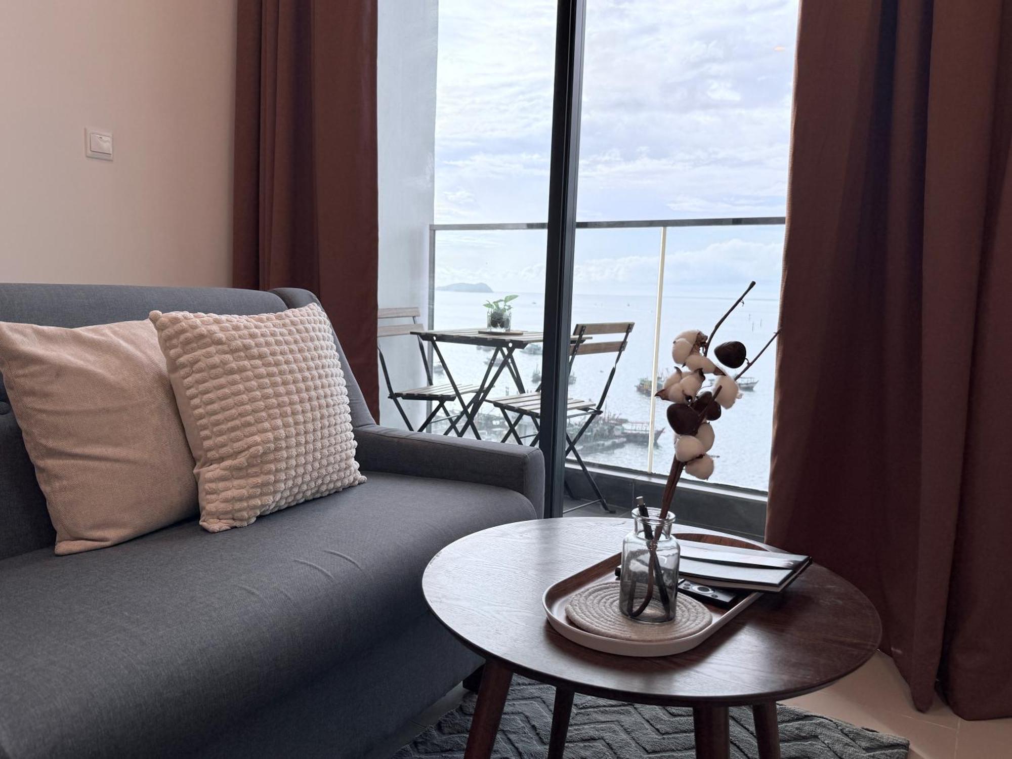 The Shore Cbd Kota Kinabalu By Laxzone Suite Екстер'єр фото