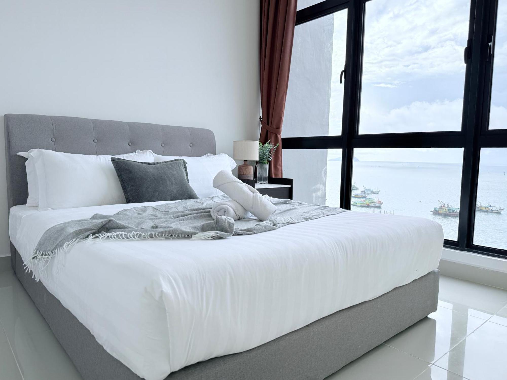 The Shore Cbd Kota Kinabalu By Laxzone Suite Екстер'єр фото